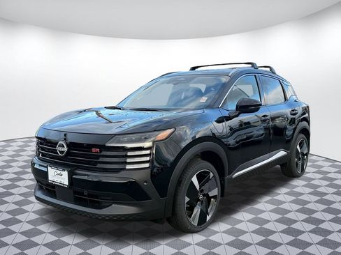 New 2026 Nissan Kicks SR image 3