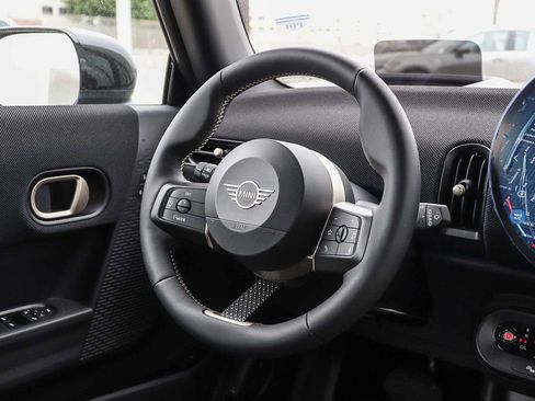 New 2026 MINI Cooper 2-Door Hardtop FWD image 16