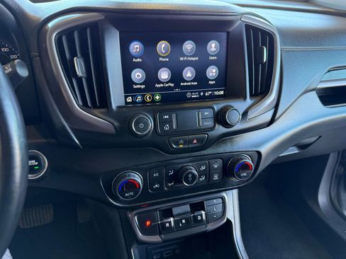 Used 2024 GMC Terrain AT4 image 21