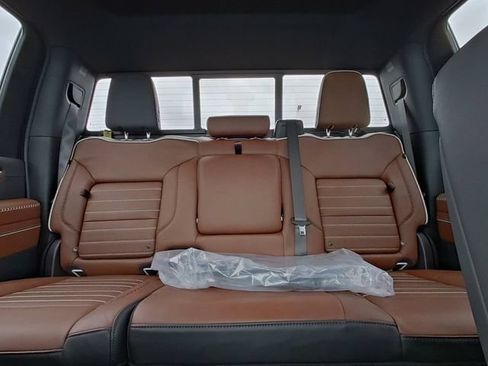 New 2026 GMC Sierra 2500 Denali Ultimate AWD/4WD image 33