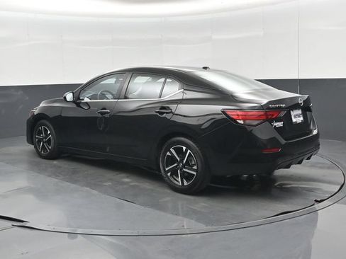 Used 2025 Nissan Sentra SV FWD image 34