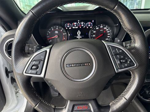 Used 2022 Chevrolet Camaro SS image 17