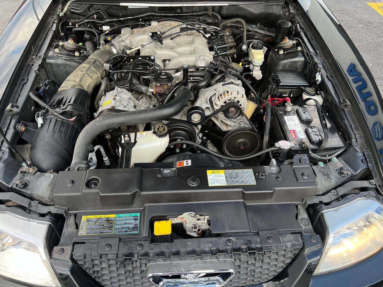 Used 2004 Ford Mustang Convertible RWD image 37