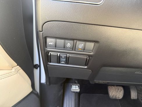 Used 2023 Nissan Armada SL w/ Cargo Package AWD/4WD image 24