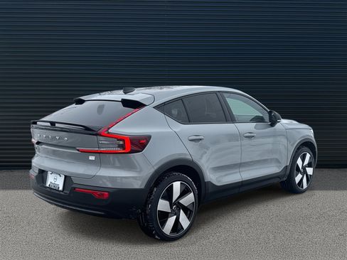 Certified 2024 Volvo C40 P8 Recharge Ultimate w/ Protection Package Premier image 5