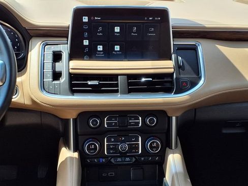 Used 2022 Chevrolet Tahoe Premier RWD image 9