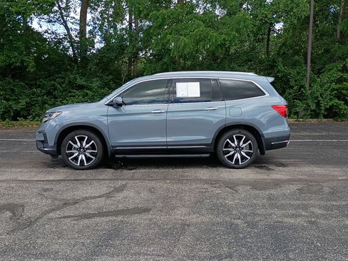 Used 2022 Honda Pilot Touring image 6