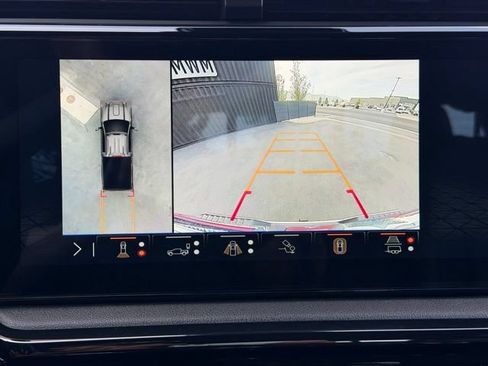 Used 2024 GMC Sierra 3500 AT4 w/ AT4 Premium Plus Package AWD/4WD image 24