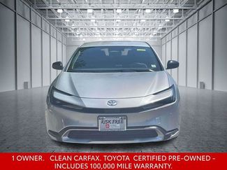 Used 2025 Toyota Prius Plug-In Hybrid FWD video 2