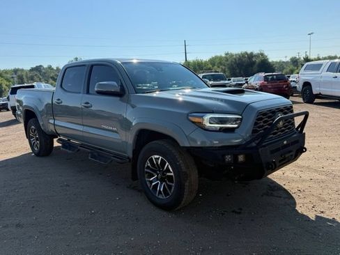 Used 2023 Toyota Tacoma TRD Sport w/ TRD Premium Sport Package AWD/4WD image 7