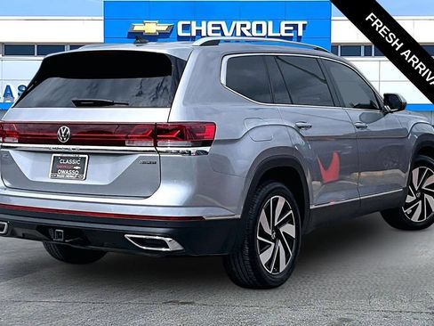 Used 2024 Volkswagen Atlas SEL AWD/4WD image 19