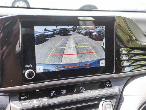 Used 2026 Toyota Camry SE FWD image 23