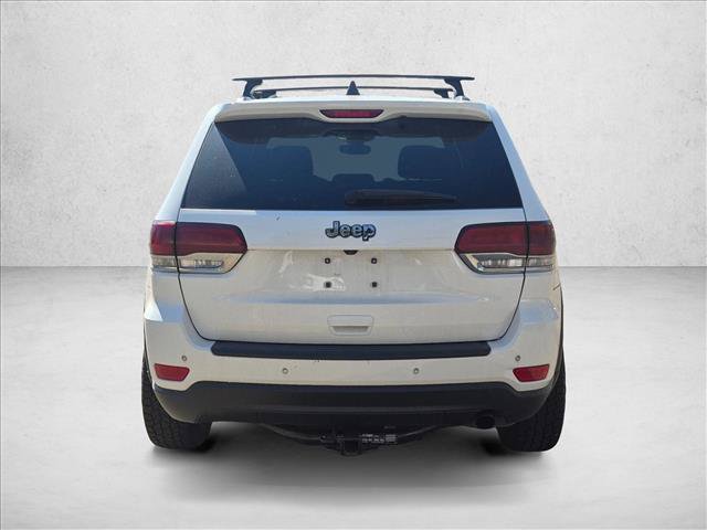 Used 2017 Jeep Grand Cherokee Laredo AWD/4WD image 6