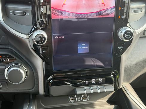New 2026 RAM 1500 2WD Crew Cab image 15