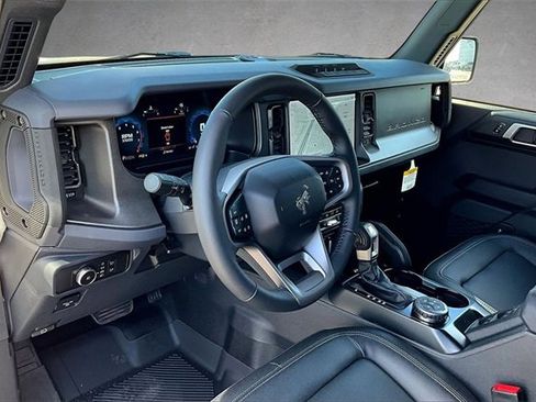 New 2025 Ford Bronco Big Bend w/ Black Diamond Package image 6