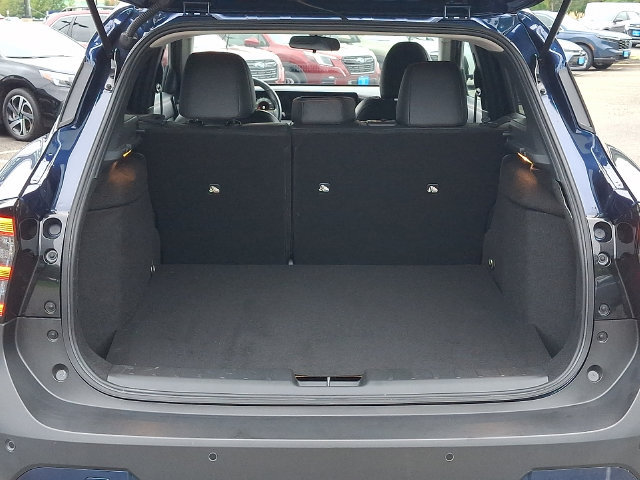 Used 2026 Nissan Kicks SR w/ Cold Weather Package AWD/4WD image 28