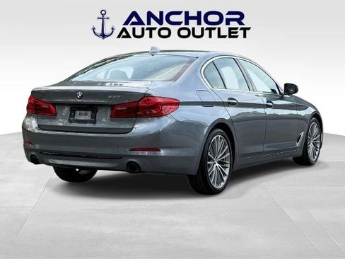 Used 2018 BMW 530i w/ Premium Package image 8