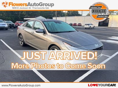Used 2023 Hyundai Elantra SEL w/ Convenience Package