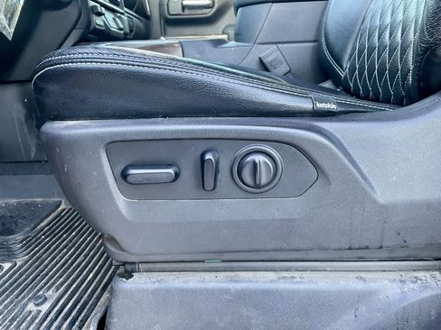 Used 2019 Chevrolet Silverado 1500 LT Trail Boss image 15