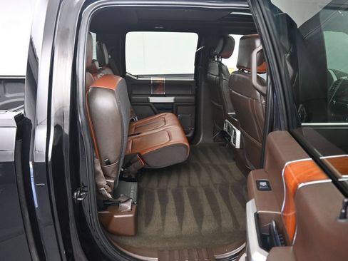 Used 2019 Ford F150 King Ranch w/ Equipment Group 601A Luxury AWD/4WD image 47