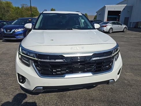 Used 2024 Kia Seltos SX AWD/4WD image 2