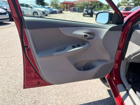 Used 2009 Toyota Corolla FWD image 16