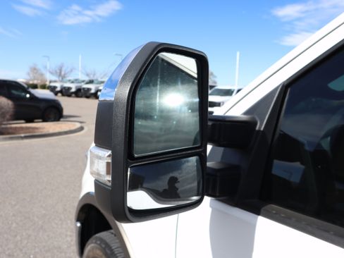 Used 2019 Ford F150 Lariat w/ Equipment Group 502A Luxury image 17