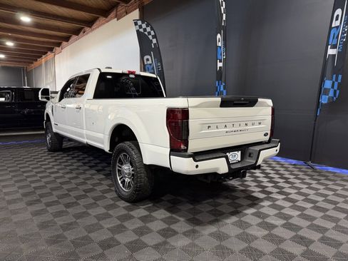 Used 2021 Ford F250 Platinum image 3
