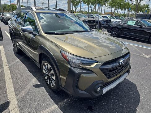 Used 2023 Subaru Outback Touring AWD/4WD image 1