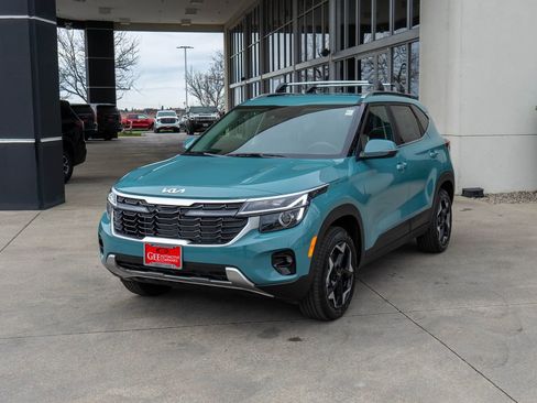 New 2026 Kia Seltos EX AWD/4WD image 3