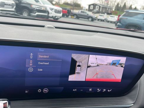 Used 2025 Buick Envision Preferred image 14