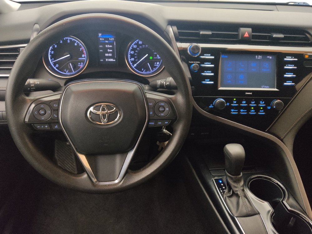 Used 2020 Toyota Camry LE FWD image 22