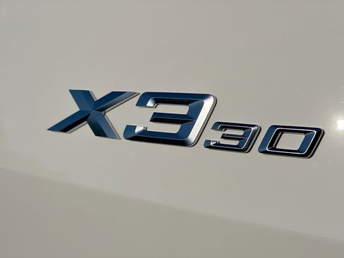 New 2026 BMW X3 xDrive30 w/ Premium Package image 11
