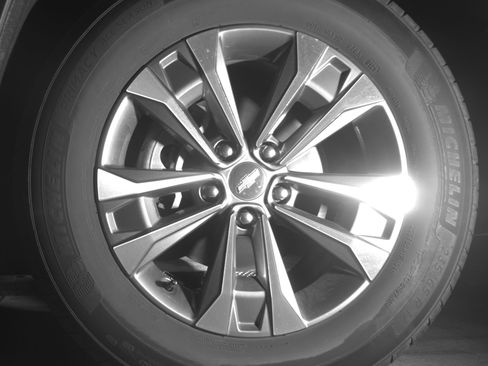 Used 2025 Chevrolet Equinox LT image 12