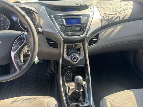 Used 2013 Hyundai Elantra GLS FWD image 10