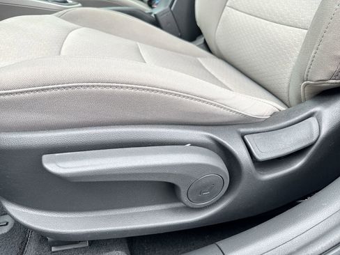 Used 2019 Hyundai Elantra SE image 13