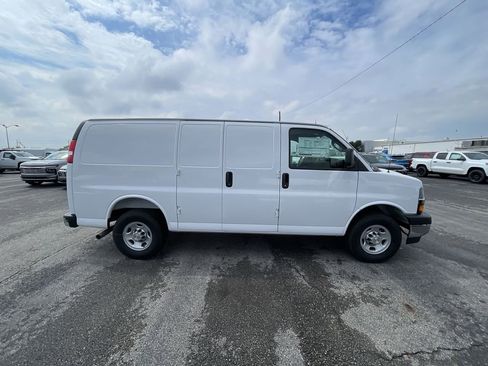 New 2025 Chevrolet Express 2500 w/ Driver Convenience Package RWD image 5