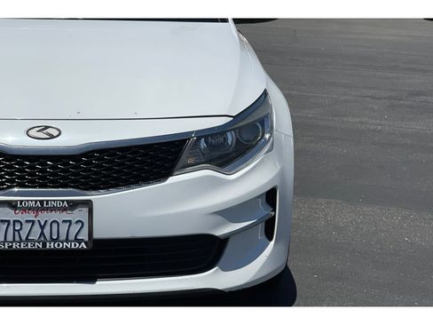 Used 2016 Kia Optima LX FWD image 16