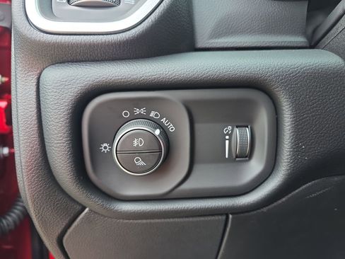 New 2026 RAM 2500 Big Horn AWD/4WD image 28