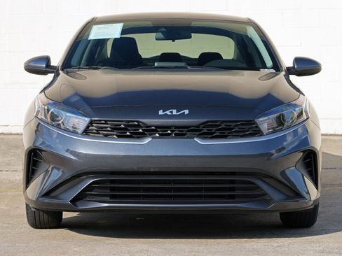 Used 2023 Kia Forte LX FWD image 6