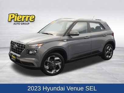 Used 2023 Hyundai Venue SEL w/ Cargo Package