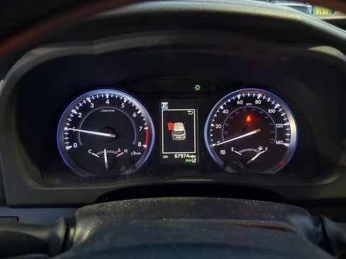 Used 2018 Toyota Highlander XLE image 5