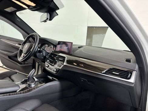 Used 2019 BMW 530i xDrive AWD/4WD image 21