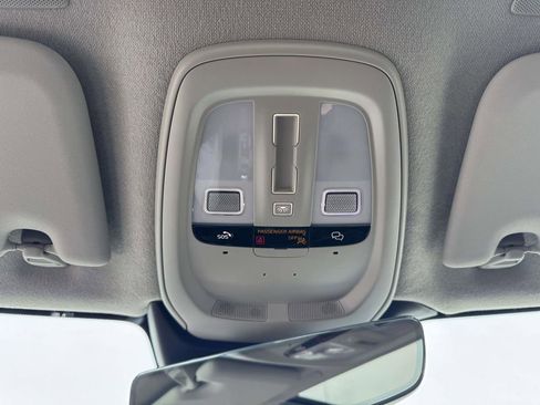 Certified 2026 Volvo XC40 B5 Plus w/ Protection Package Premier image 30