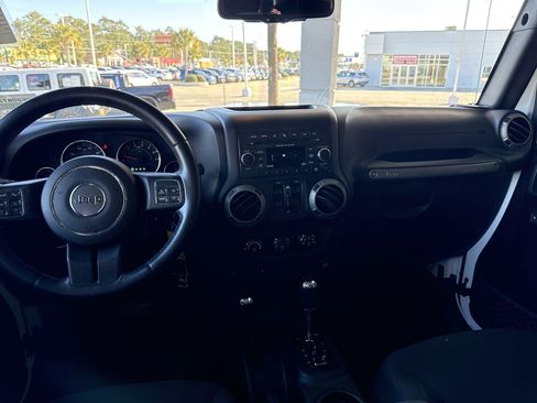 Used 2016 Jeep Wrangler Unlimited Sport w/ Quick Order Package 24S image 28