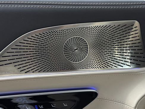 Used 2022 Mercedes-Benz SL 55 AMG 4MATIC image 16