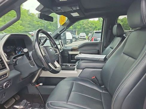 Used 2022 Ford F250 Lariat w/ Black Appearance Package AWD/4WD image 16