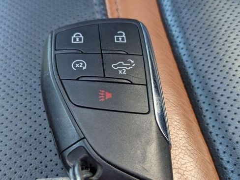 Used 2025 GMC Sierra 1500 AT4 w/ AT4 Premium Package AWD/4WD image 34