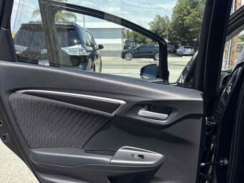 Used 2020 Honda Fit EX image 8