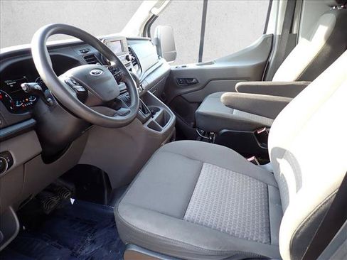 Used 2022 Ford Transit 250 Medium Roof RWD image 11